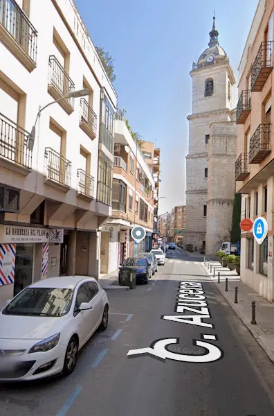 Peluqueria De Caballeros "La Barberia del Prado"