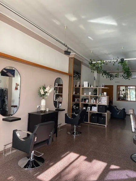 Lucía GM Beauty Salon - Almansa