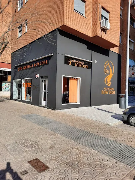 Peluquerias Low Cost - Peluquería en Cáceres
