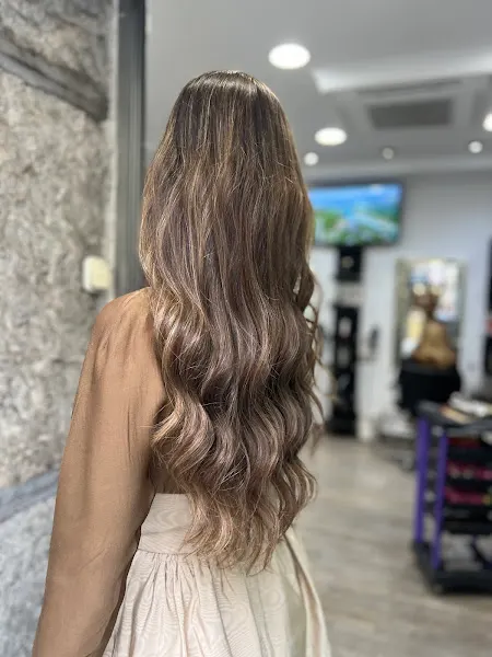Alonzo Peluqueria y Estetica - Peluquería en Madrid - foto 4