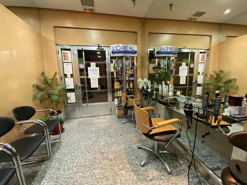 Peluqueros Luis - Peluquería en Madrid - foto 2