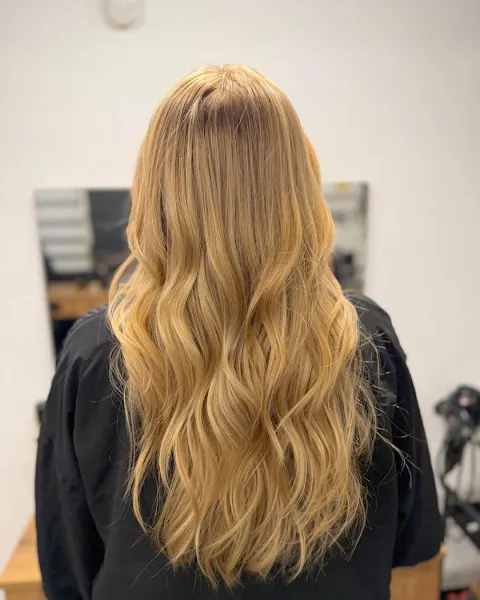 SALONCITO 131 - Peluquería en Barcelona - foto 3