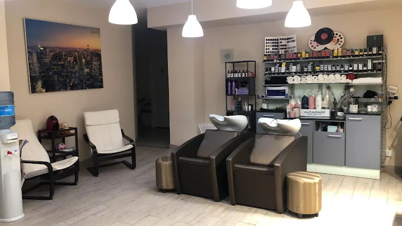 Centro Integral De Salud Y Belleza IRENE GONZALEZ PELUQUERIA Estamos abiertos - Peluquería en Málaga - foto 2