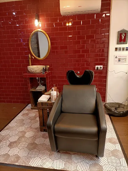 Lady Cut Barber