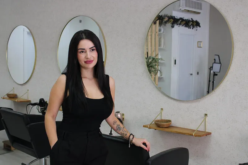 Marina Martínez Centro de Belleza y Estética - Peluquería en Murcia - foto 2