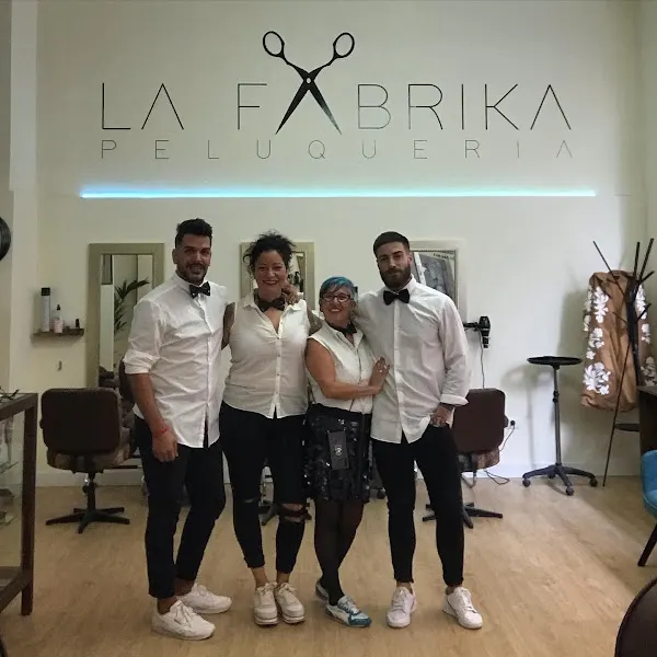La Fabrika peluqueria mesa y lopez - Peluquería en Las Palmas de Gran Canaria - foto 2