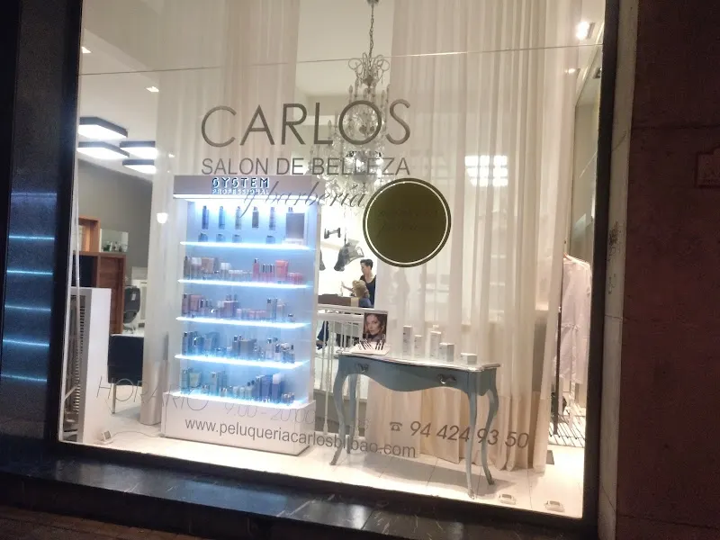 Peluquería Carlos Unai salón de Belleza