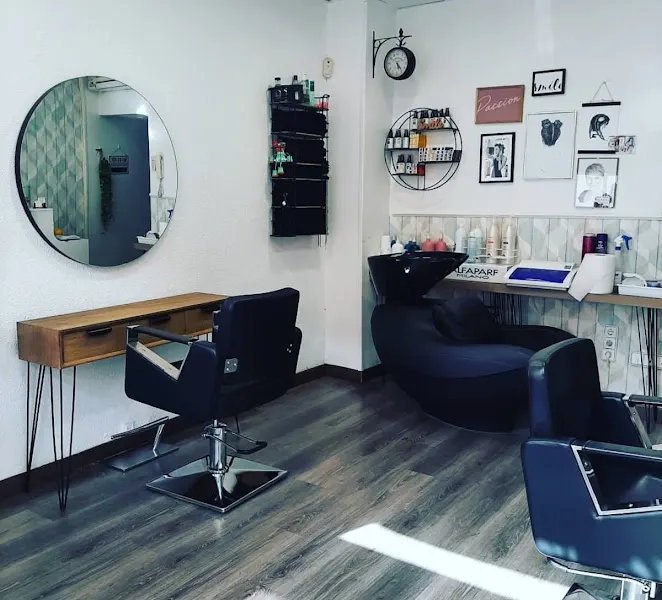 Peluquería Zoe del Valle - Peluquería en Valladolid - foto 2