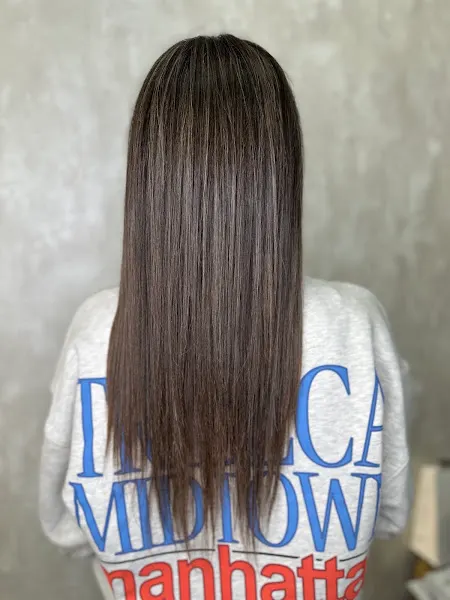 Laura Llaneza Estlismo - Peluquería en Gijón - foto 2