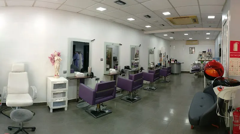 Olga Aresté Perruquers - Peluquería en Hospitalet de Llobregat (L) - foto 2