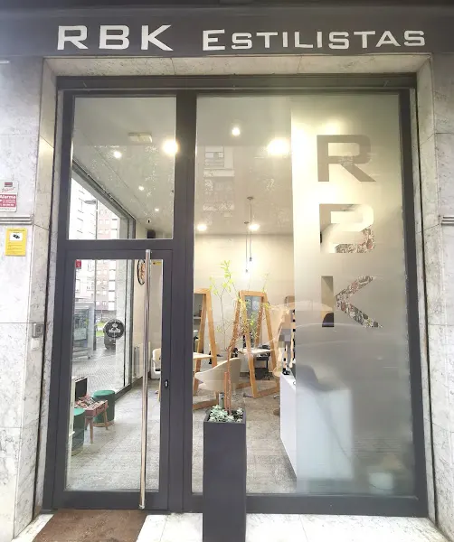 Rbk Estilistas - Peluquería en Vitoria-Gasteiz - foto 2