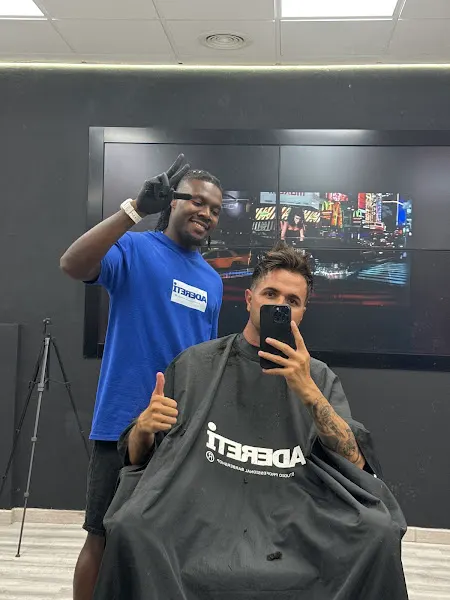 ADERETI STUDIO - Peluquería en Elche - foto 2