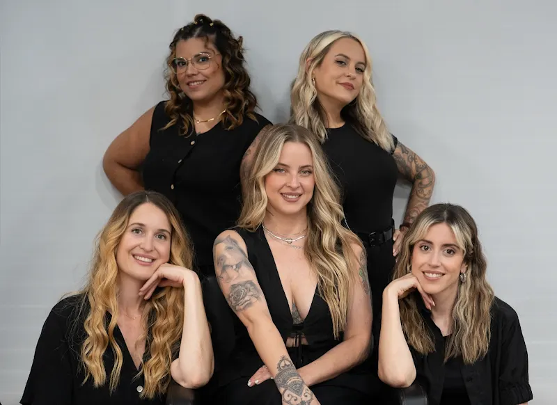 Hair Deluxe - Peluquería en Terrassa | Experta en Color y Cuidado capilar - Peluquería en Terrassa - foto 2