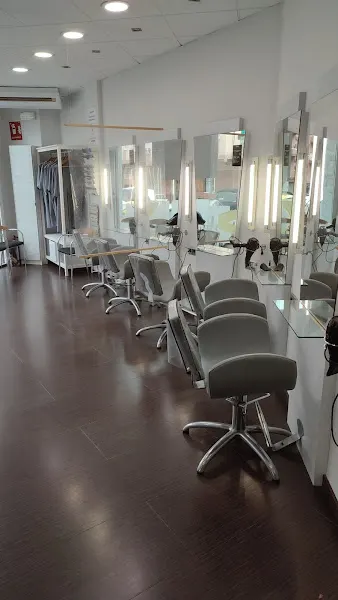 Kaps Perruquers - Peluquería en Terrassa - foto 3