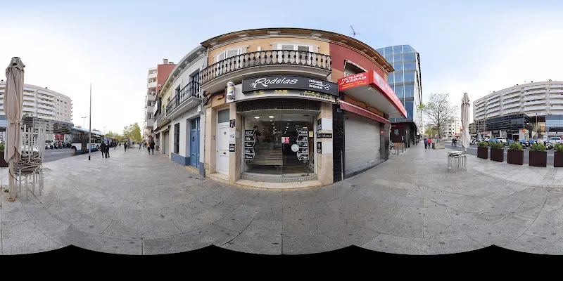 Saló Guttiē - Peluquería en Terrassa - foto 2