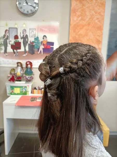 Turrens - Peluquería en Santo Cristo | Peluquería Badalona - Badalona