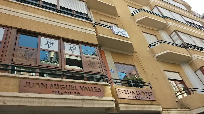 Juan Miguel Valles Peluquero - Peluquería en Cartagena - foto 2