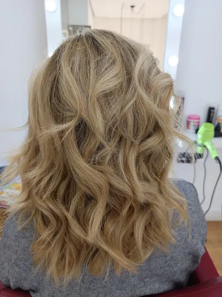 Cristina blanco peluquería Sabadell - Peluquería en Sabadell - foto 2