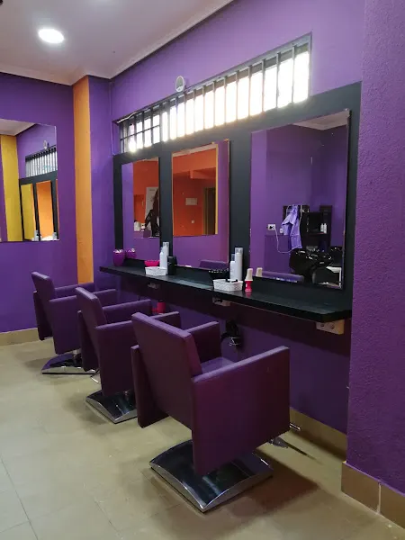 Peluquería Hasta el Moño - Peluquería en Mostoles - foto 2