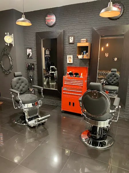 Pacha´s Peluqueros Móstoles - Peluquería en Mostoles - foto 2