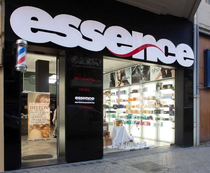 Essence Estilistas by Ramiro Mata