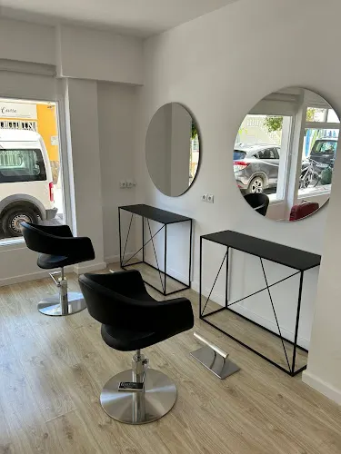 ON HAIR STYLE - Pollença