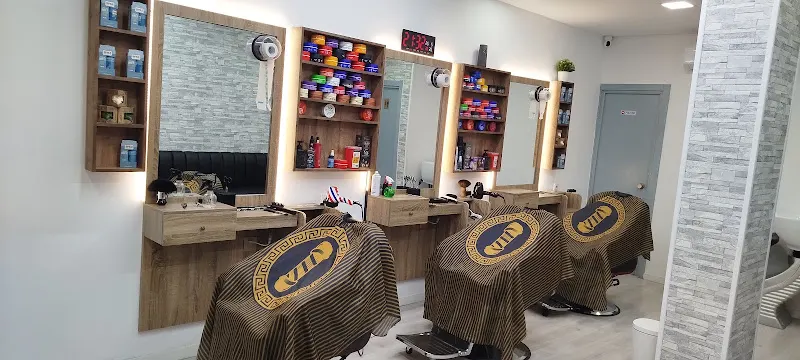PELUQUERÍA Y BARBERÍA MASSIN - Alcorcón