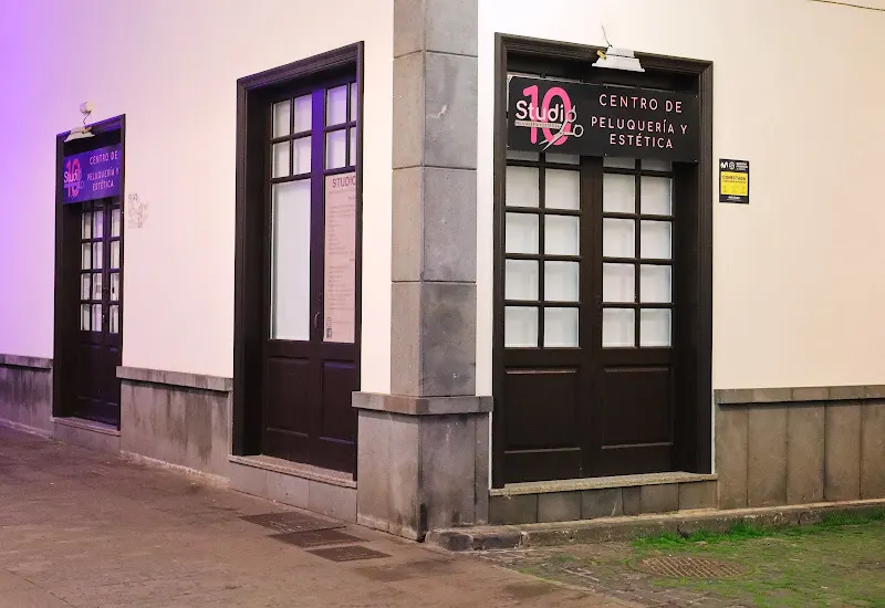 Studio 10