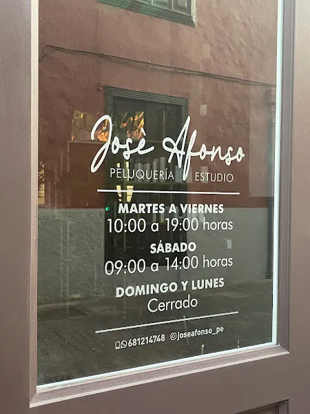 José Afonso Peluquería - Estudio - San Cristóbal de La Laguna