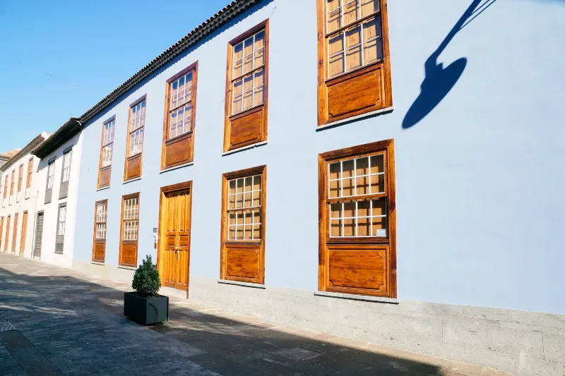 Le petit salón La Laguna