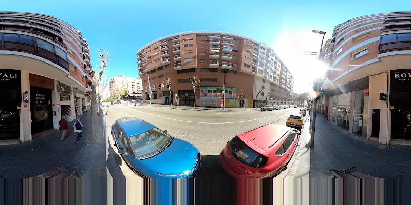 RoyalTGNbarberia - Peluquería en Tarragona - foto 2