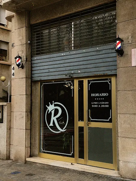 RoyalTGNbarberia - Peluquería en Tarragona - foto 3