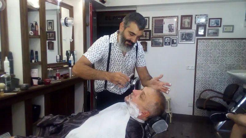 Barbacana - Barbería en Torrejón de Ardoz - foto 2