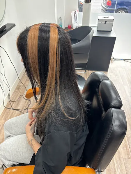 D David Díaz Peluquería - Peluquería en Mataró - foto 2