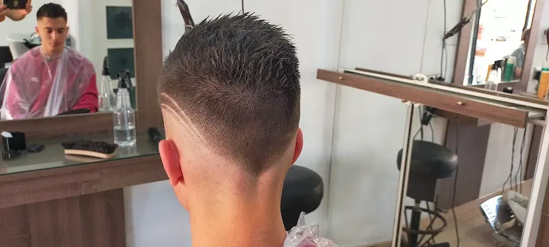 Paco perruquers
