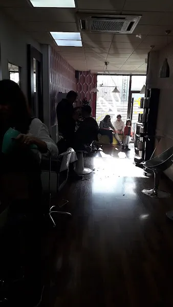 Javier y Cari PELUQUERÍA ESTÉTICA. - Villarrobledo