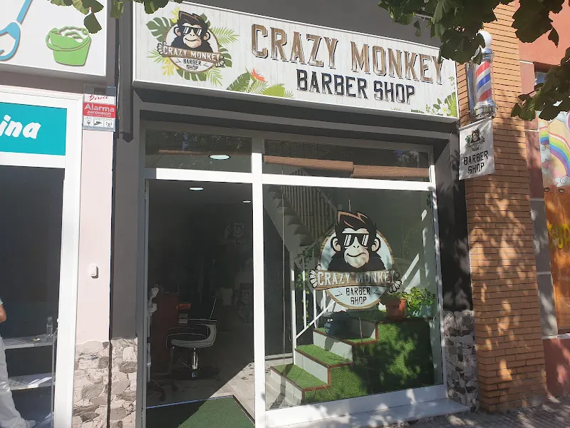 Crazy Monkey Barbershop - Barbería en Cádiz - foto 2