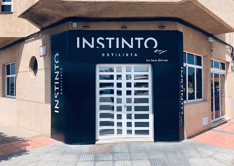Instinto by Ana Galvez Estilista - Peluquería en Telde - foto 3