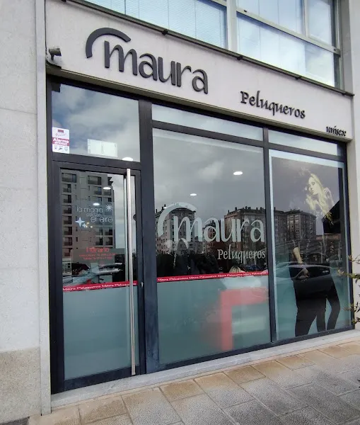Maura Peluqueros