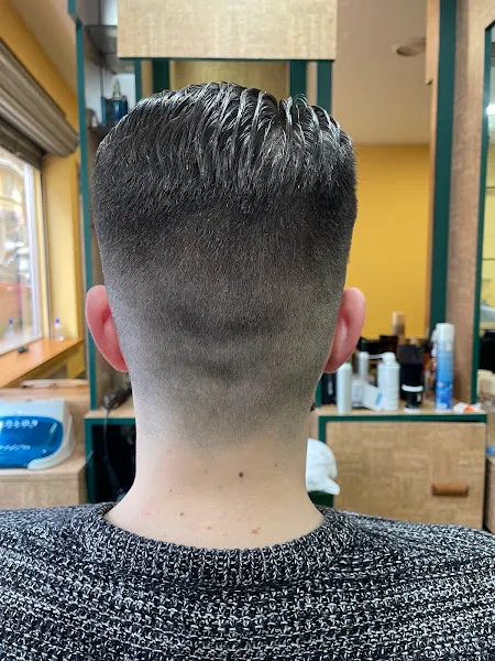 Peluqueria LUCAS - Peluquería en Lugo - foto 2