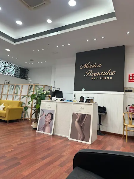 Monica Bernardez Estilismo - Peluquería en Santiago de Compostela - foto 2