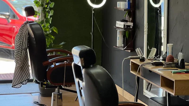 gardenbarbershop - Barbería en Roquetas de Mar - foto 2