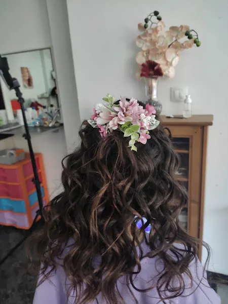 Peluquería y Estética Nákel - Lorca