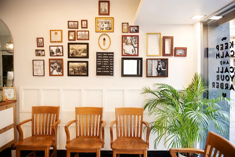 Astrid Vander Barbershop (perruqueria masculina) - Sant Cugat del Vallès