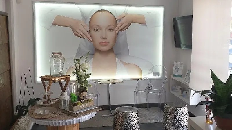 Centro de Belleza y Peluquería Sol y Agua - Centro de estética en Guadalajara - foto 2