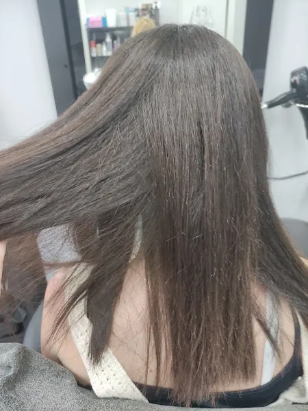 Peluqueria y Estética MYA - Melilla