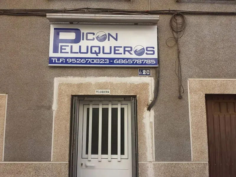 PICON PELUQUEROS - Peluquería en Melilla - foto 2