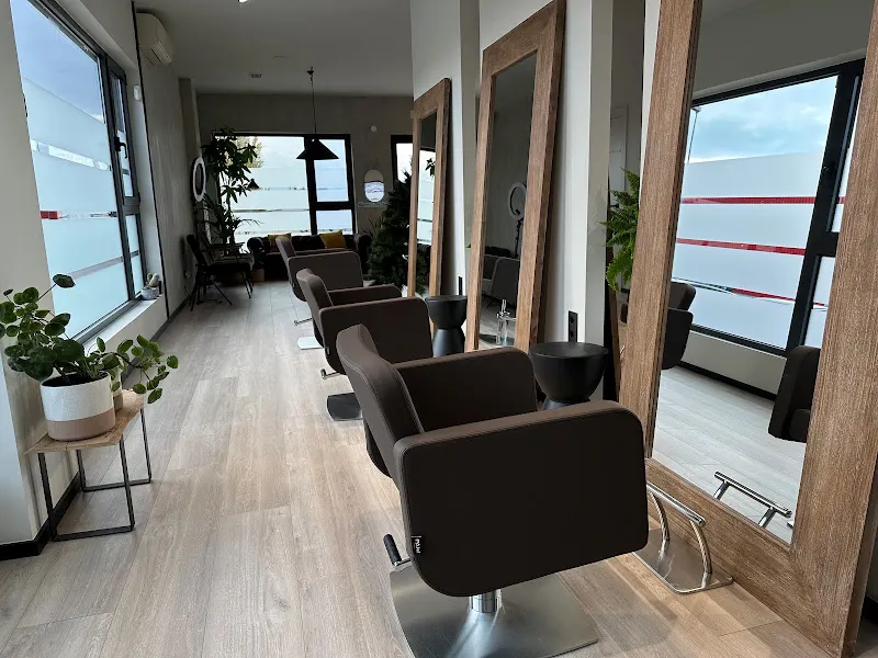 Lanaco Hair Studio