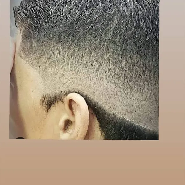 Peluquería FAROK - Peluquería en Pamplona - foto 2