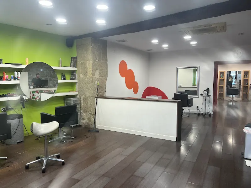 Peluquería lapelu estilistas Tafalla - Peluquería en Tafalla - foto 2